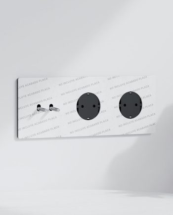 Conmutador x2 + Schuko x2 | Marco triple | Placa no Incluida