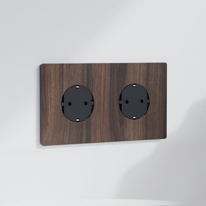 Enchufe schuko doble | Marco doble | Nogal 1 Enchufe Schuko Doble