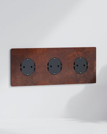 Enchufe Schuko Triple